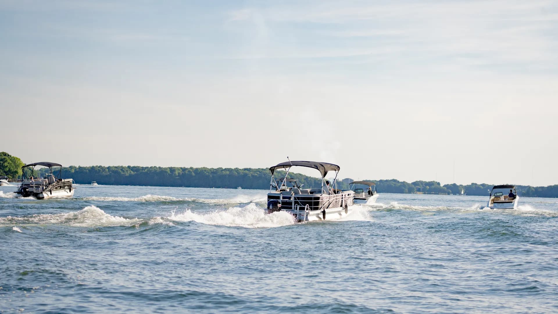 Bennington 22SX pontoon boat on Lake Wylie — premium rental fleet from Catawba Boat Rentals